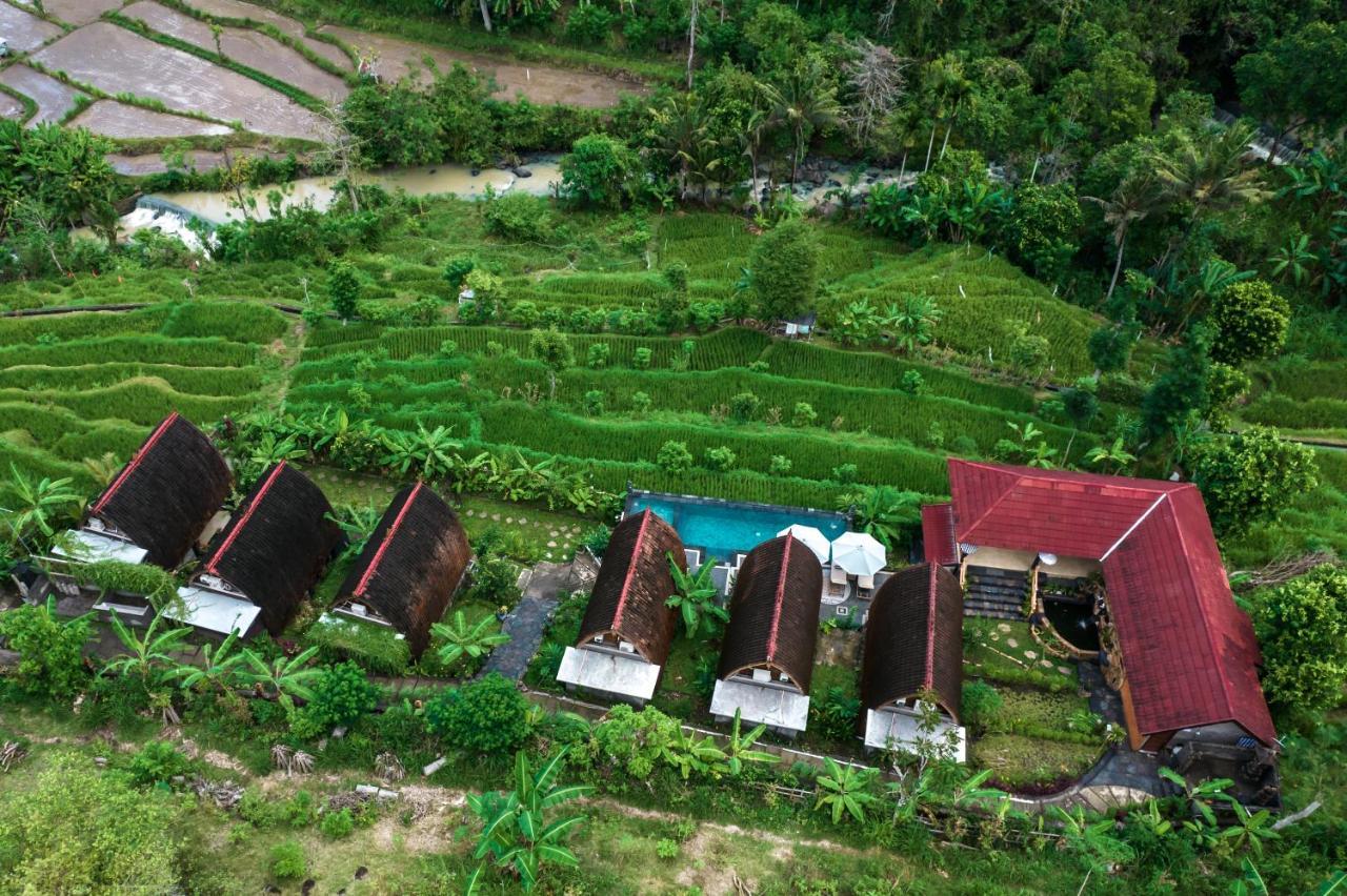 Lumbung Seraya Villa การางาเซ็ม ภายนอก รูปภาพ
