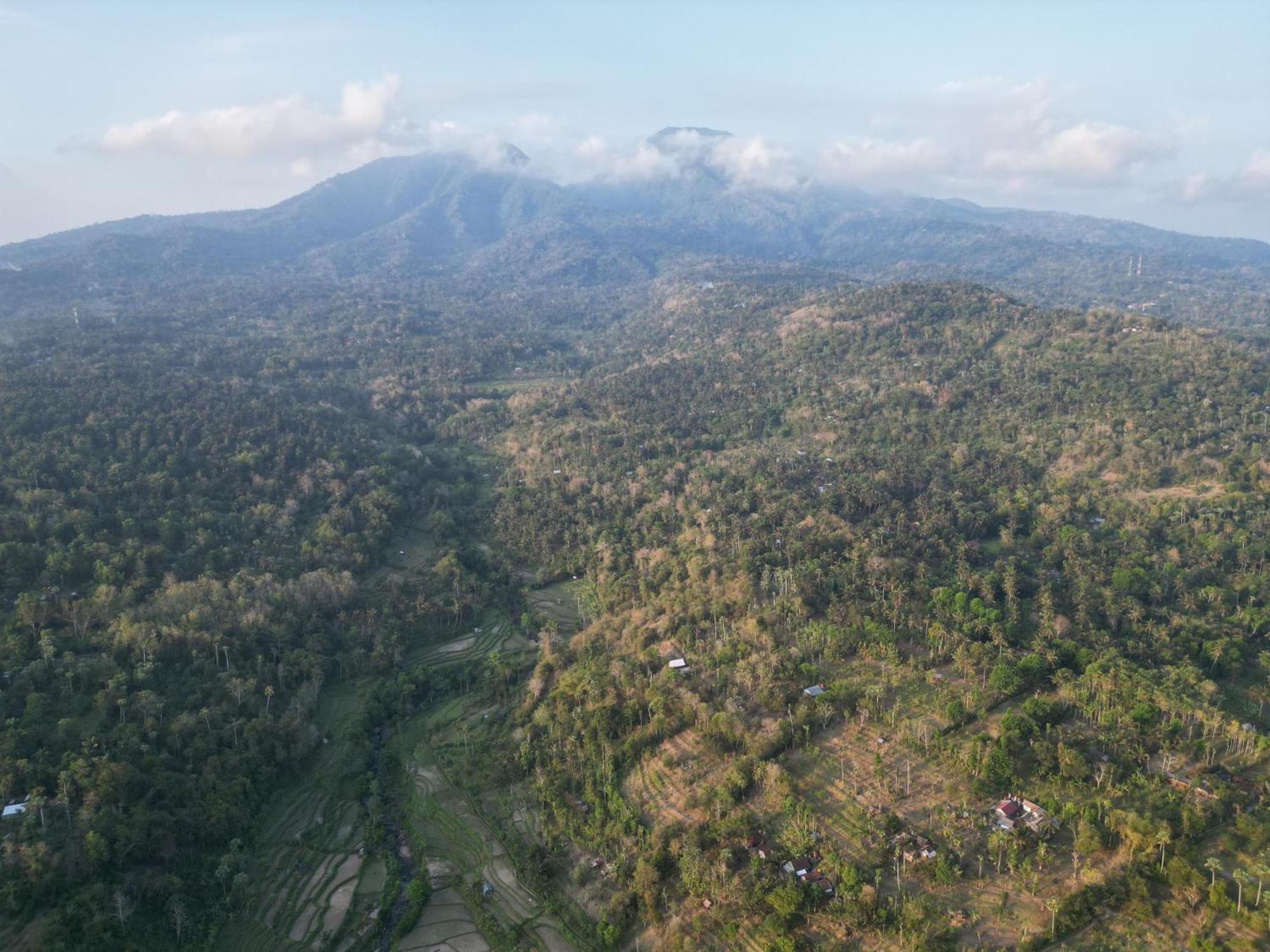 Lumbung Seraya Villa การางาเซ็ม ภายนอก รูปภาพ